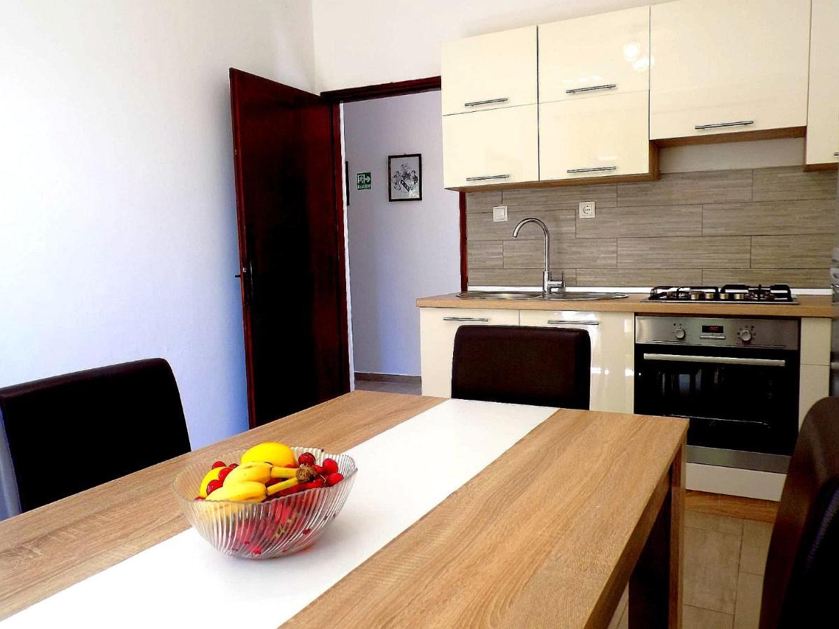 Apartment Marta Ябланац Экстерьер фото