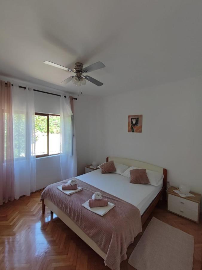 Apartment Marta Ябланац Экстерьер фото